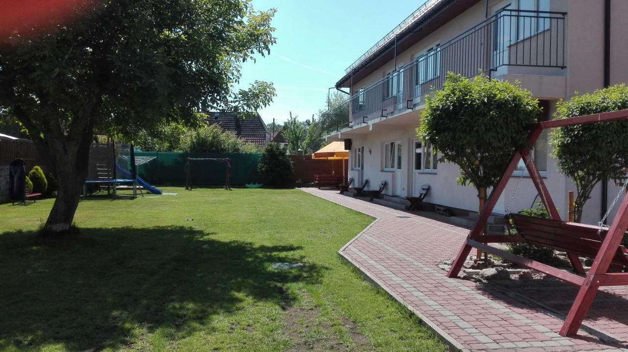 Apartamenty Gosciniec Re-Max Мжежино Екстер'єр фото
